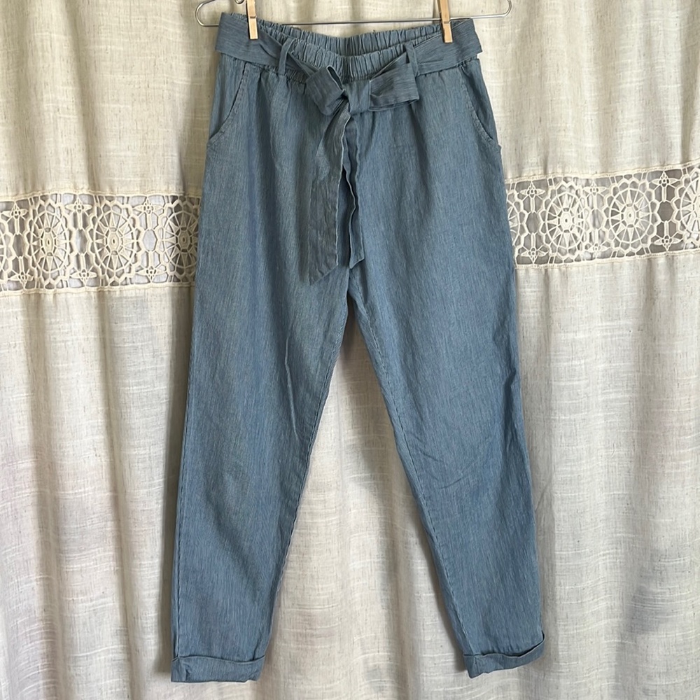 CJLA Carly Jean Kate Pants Cropped Paperbag M
